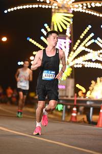 BIB: 41013, 888888
                            <button type="button" onclick="openModal(23177984)" class="btn btn-primary btn-sm float-right btn-popup" data-toggle="modal" data-target=".modal-high-quality">
                        <i class="fas fa-shopping-cart"></i> Add to Cart
                    </button>
                                            <button type="button" onclick="isThisMe(23177984, true)" class="btn btn-success btn-sm float-right btn-popup btn-isme hidden" data-toggle="tooltip" data-placement="bottom" title="นี่คือรูปของคุณใช่ไหม คลิกที่นี่เพื่อเอาเข้าอัลบั้ม">
                        <i class="fas fa-plus"></i> Add to album
                    </button>
                    <button type="button" onclick="isThisMe(23177984, false)" class="btn btn-warning btn-sm float-right btn-popup btn-isnotme hidden">
                        <i class="fas fa-ban"></i> Remove from album
                    </button>